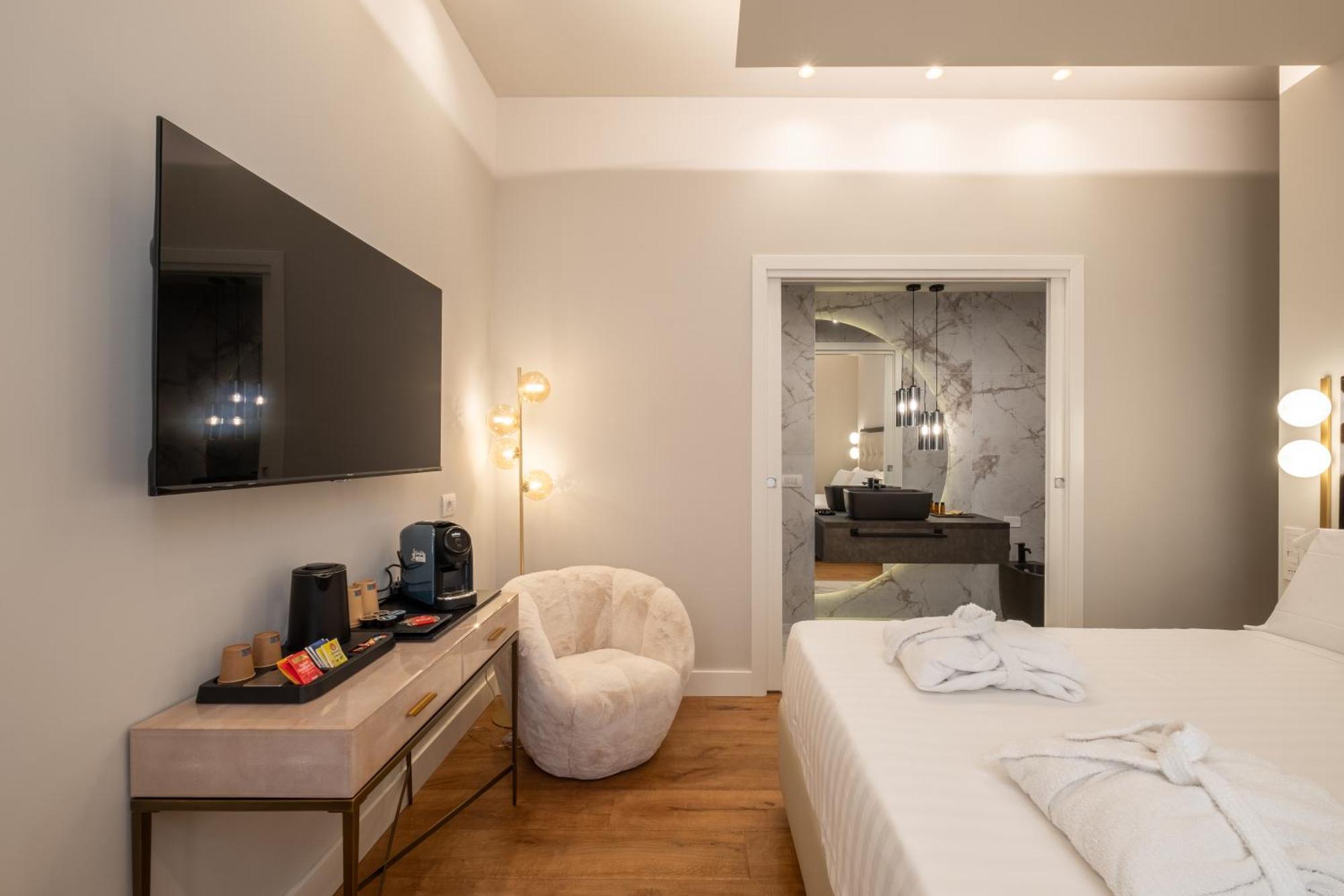 Luxury In The Heart Of *